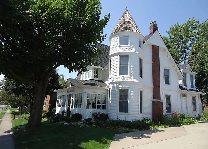 Absolute Elegance Bed And Breakfast